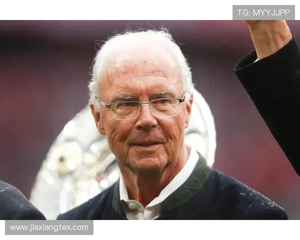 贝肯鲍尔：重温传奇时刻，分析关键比赛中的战术智慧与无形力量