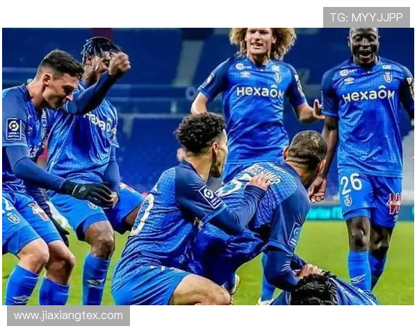 兰斯赛程解读:近期对阵安排与赛季走势分析 兰斯赛程解读:近期对阵安排与赛季走势分析