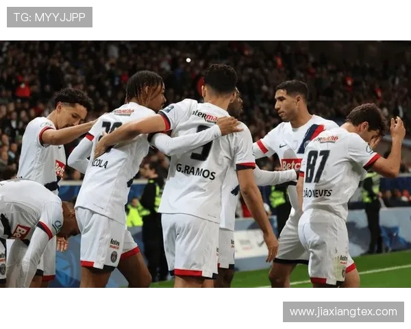 杜埃与亚马尔进攻效率及战术适配性对比分析